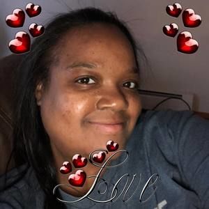 Meet your Posher, Lizzie